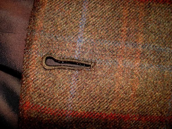 How to Make the Most of Your Lapel Buttonhole - Garrison Bespoke